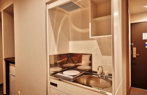 Naha Hotel | Discover Y'sinn Naha Orokuekimae: Rated 9.4/10 Stay