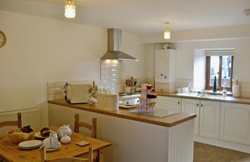 Cilybebyll House | Guest-Rated 10/10: Family-Friendly Y Stabl - A Delightful Stay