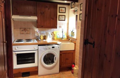 Corwen House | Inviting Cottage for Ecotourism Enthusiasts near Corwen