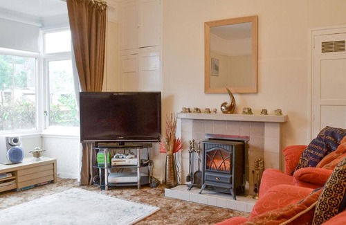 Harlech House | Discover Y Waun: 4-Star Pet-Friendly Retreat with Top Reviews