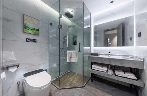 Guangzhou Hotel | Discover Ya Chen Hotel: Rated 9.8 with Family-Friendly Amenities