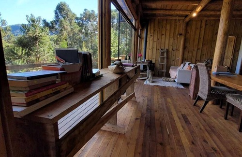 Bocaina do Sul Cabin | Discover YAAHOO ECOLODGE: Rated 10/10 with Lake Views