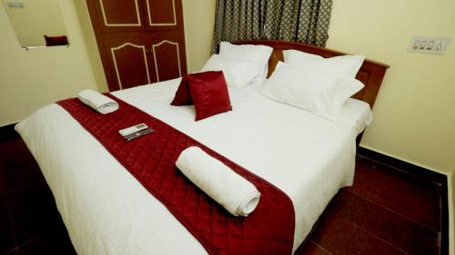 Marie Oulgaret Hotel | Yaash Villa - 3 BHK