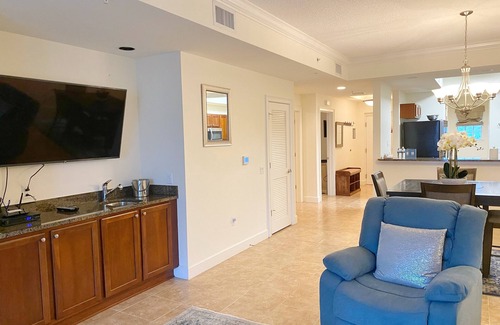 Palm Coast Resort | Convenient Yacht Harbor Condo with Spa & Golf Access