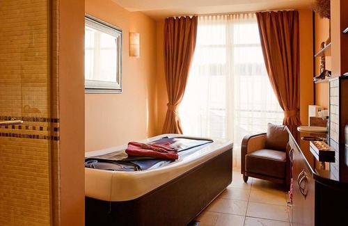 Hohe Dune Hotel | Experience Ocean Views at Yachthafenresidenz Hohe Duene