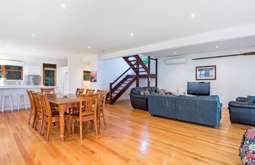 Port Fairy House | Yachthouse - Family-Friendly 4-Star Retreat with Great Reviews