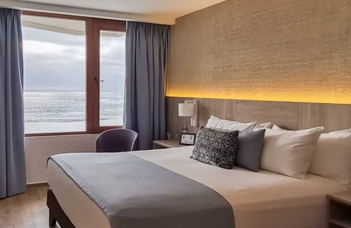 Quintero Hotel | Relaxing Yachting Hotel Quintero with Pool and Spa