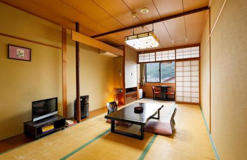 Asamushi Onsen Hotel | Family-Friendly Retreat at Yadoya Tsubaki with Hot Tub
