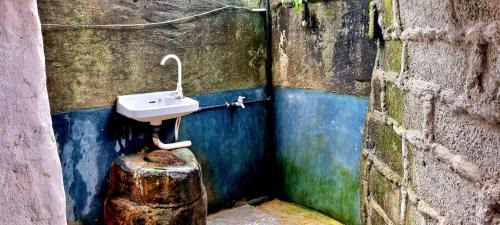 Kataragama Hostel | Yala Jungle humbhaha hostel
