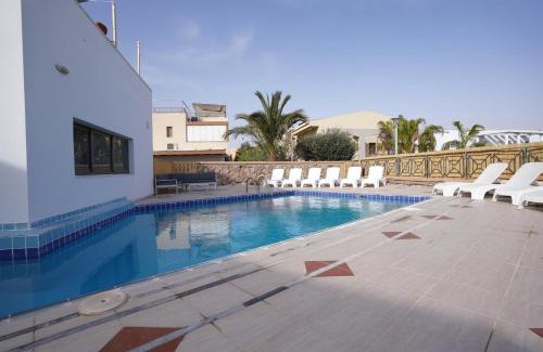 Eilat Villa | YalaRent Afarsemon Complex with pool - For Families