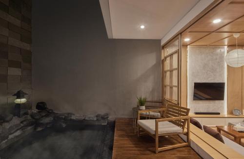 Cigadung Villa | Relaxing Oceanfront Retreat at Yama Onsen Villa