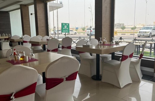 Nairyah Hotel | Explore Yamama Hotel: Top-Rated with Family-Friendly Amenities