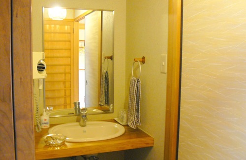 Yufu House | Yamashiroya: Guest Rated 9.8 with Hot Tub & Restaurant