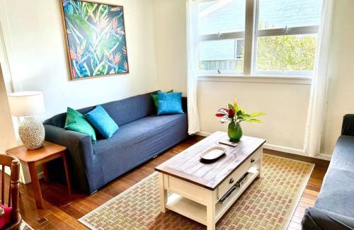Yamba House | Yamba Fishing Cottage Haven Wifi boat parking