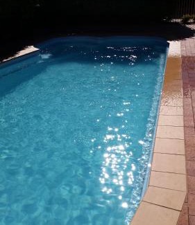 Griffith Hotel | Yambil Inn: Family-Friendly Stay with Breathtaking Ocean Views