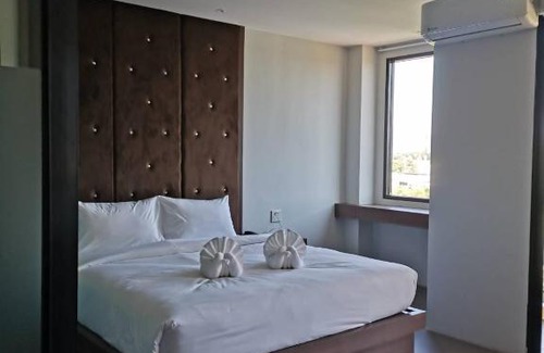Ratsada Hotel | Yamin Seaview Hotel: A 4-Star Escape with Great Reviews
