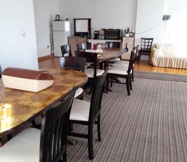 Dobrinishte House | Discover Yana Guest House: Family-Friendly & Top Rated 9/10