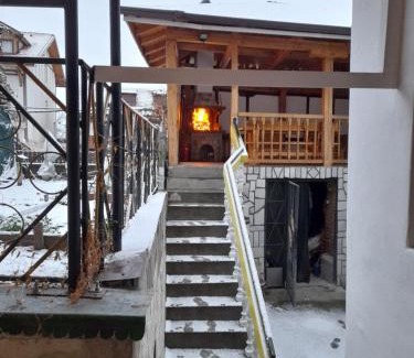 Dobrinishte House | Discover Yana Guest House: Family-Friendly & Top Rated 9/10