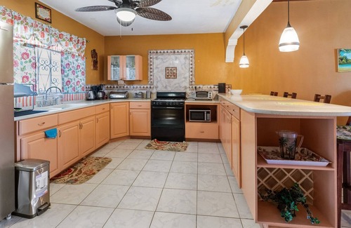 Albion House | YanceyLargo: Two-Story Estate with Pool & Mountain Views