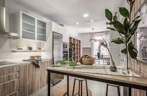 Lista Apartment | Explore Yangambi: 2 Bedrooms with Office & Spa Amenities