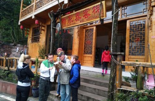 Wulingyuan House | Discover Yangjiajie Inn: Top-Rated Stay with Breakfast