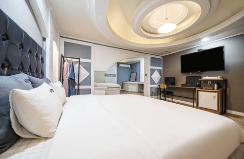 Yangsan Hotel | Eco-Friendly Yangsan Bukbudong Insta Hotel with Breakfast
