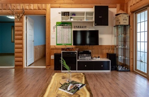 Yangsan House | Eco-Friendly Retreat at Yangsan Modoomodoo Pension