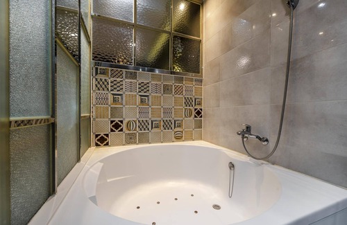 Yangsan Hotel | Eco-Friendly Retreat at Yangsan Mulgeum 369 with Breakfast