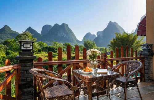 Yangshuo House | Relax at Yangshuo Coco Garden Hotel with Hot Tub & Dining
