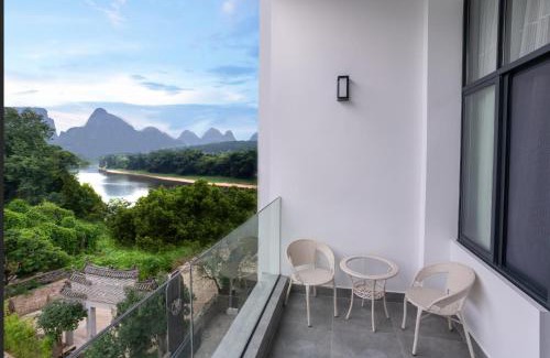 Liu Sanjie Scenic Area Hotel | Serene Yangshuo Pleasure River View Resort with Pool & Hot Tub
