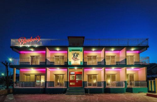 Yangyang House | Discover Family-Friendly Comfort at Bookers Beach Motel
