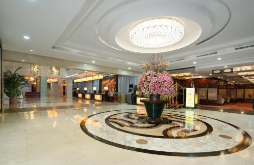 Tianhe Hotel | Comfortable Stay at Yanling Hotel with Family-Friendly Amenities