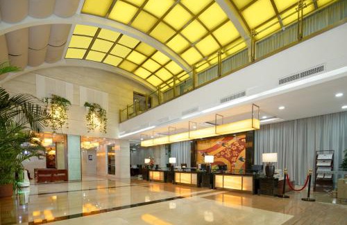 Tianhe Hotel | Comfortable Stay at Yanling Hotel with Family-Friendly Amenities