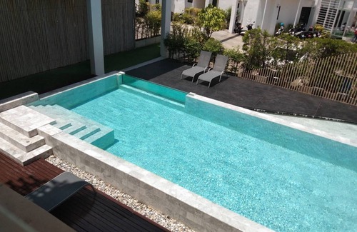 Ratsada Apartment | Relax at Yanud Residence with Ocean Views and a Pool