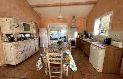 Benquet House | Pet-Friendly Retreat at Yaou with 9.2/10 Guest Ratings
