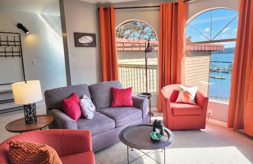 Historic Bayfront House | Enjoy Yaquina Bay Views with a Culinary Kitchen Experience