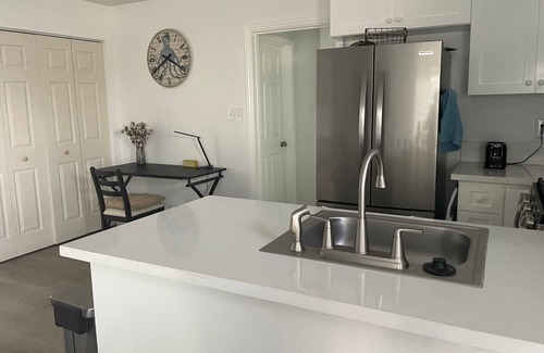 San Clemente Apartment | Family & Pet-Friendly Escape at Blue Whale Inn #C