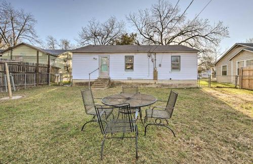 Temple House | Convenient Temple Home Steps from Baylor Scott and White