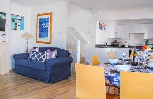 Salcombe Cottage | Pet-Friendly YARDARM Cottage with Ocean View in Salcombe