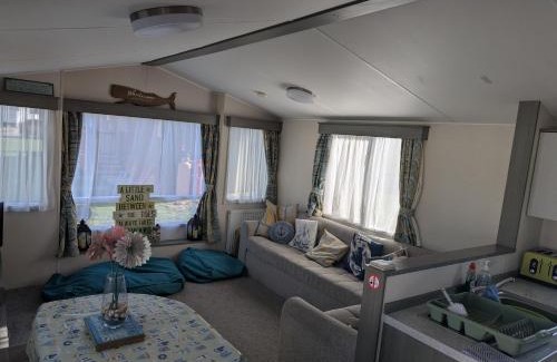 Hopton Apartment | Yarmouth Holiday Home