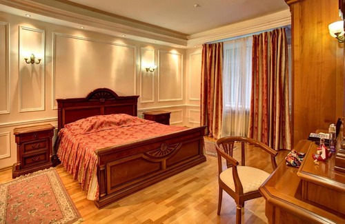 Karabikha Hotel | Discover Yaroslavl Park-Hotel with Great Amenities