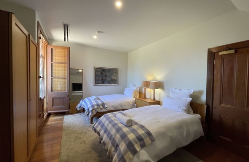 Ootha Other | Relaxing Yarrabandai Creek Homestead - Farmstay Retreat