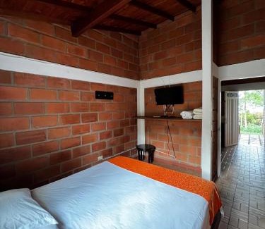 Barbosa Hotel | Yarumito Finca Hotel l Cabaña Girasol
