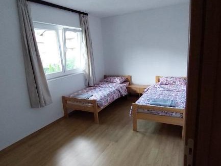 Hadzici Villa | Yas Villa: Family & Pet-Friendly Retreat Awaits You