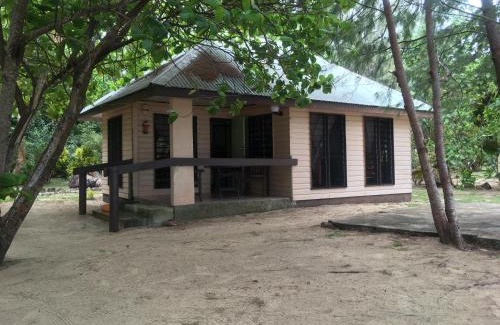 Matathawa Island Hotel | Secluded Yasawa Long Beach Hideout Resort with Ocean Views