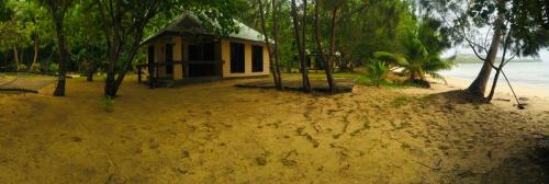 Matathawa Island Hotel | Secluded Yasawa Long Beach Hideout Resort with Ocean Views