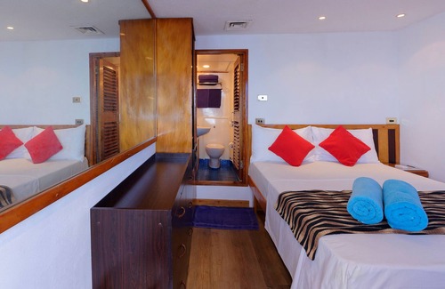 Male Boat Rental | Discover Yasawa Princess: Family-Friendly with Dining Options