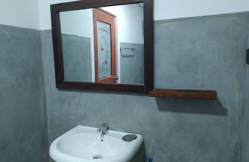 Sigiriya House | Inviting Yashi's Place Sigiriya: Spa, Dining & Family-Friendly
