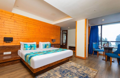 Darjeeling Resort | Relax at Yashshree Sanderling Mall Road with Spa & Dining