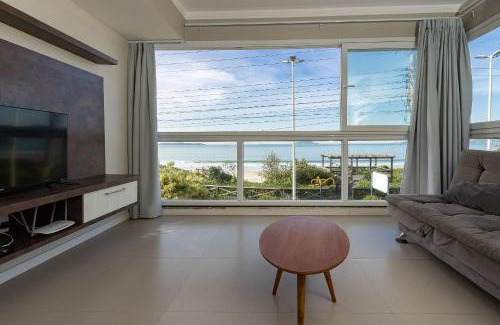Quatro Ilhas Apartment | Elegant Residencial Yasmin 102 with Ocean View in 4 Ilhas